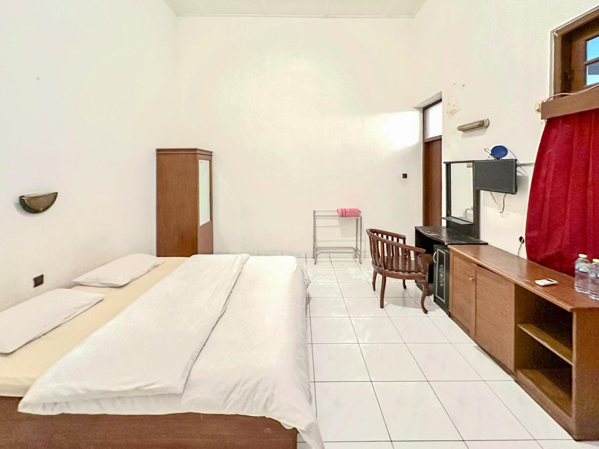 Hotel Dewi Sri Redpartner Yogyakarta Luaran gambar