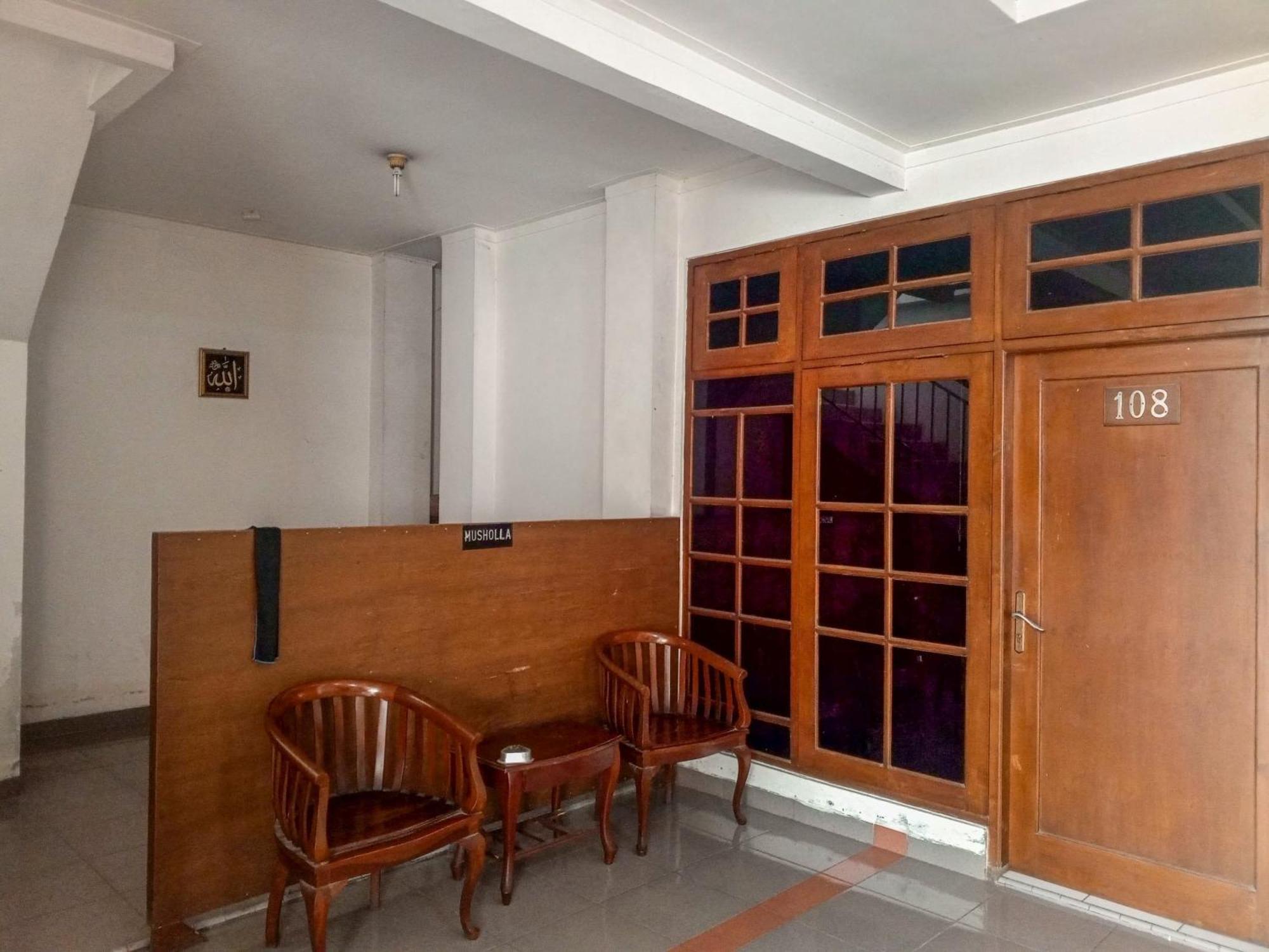 Hotel Dewi Sri Redpartner Yogyakarta Luaran gambar